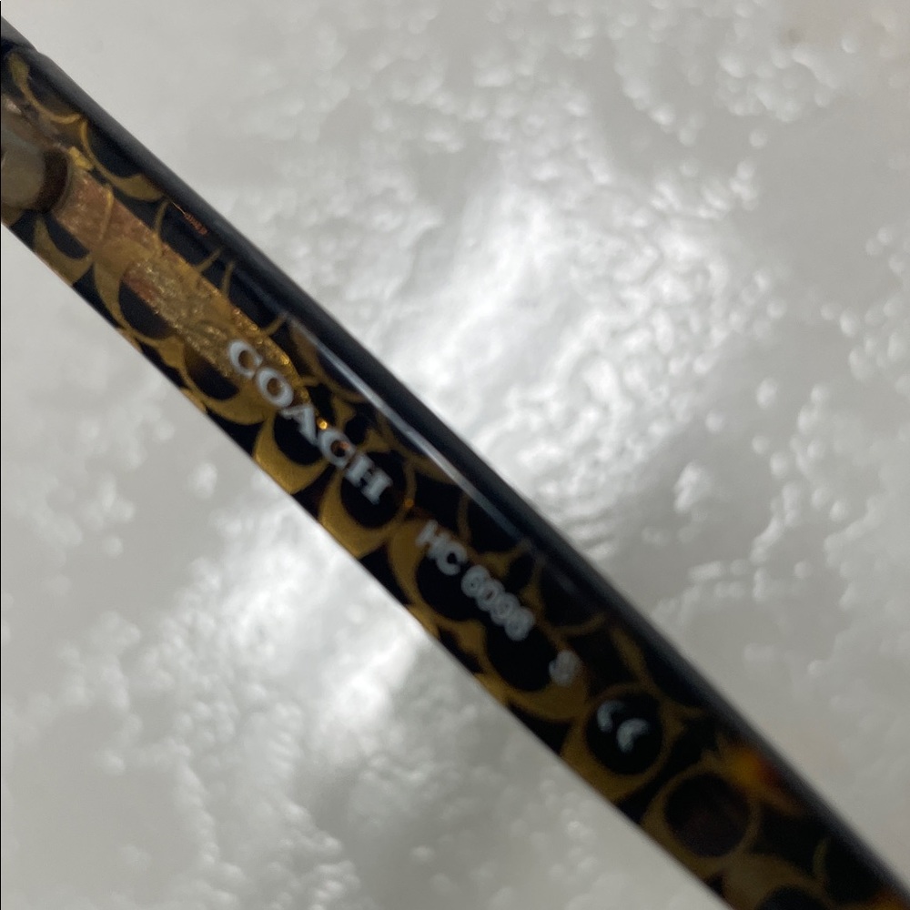 CoachWomen's Glasses model 5432Black Frame ,Gold Accents. 53. 17 135. Pre- owned - Picture 6 of 6